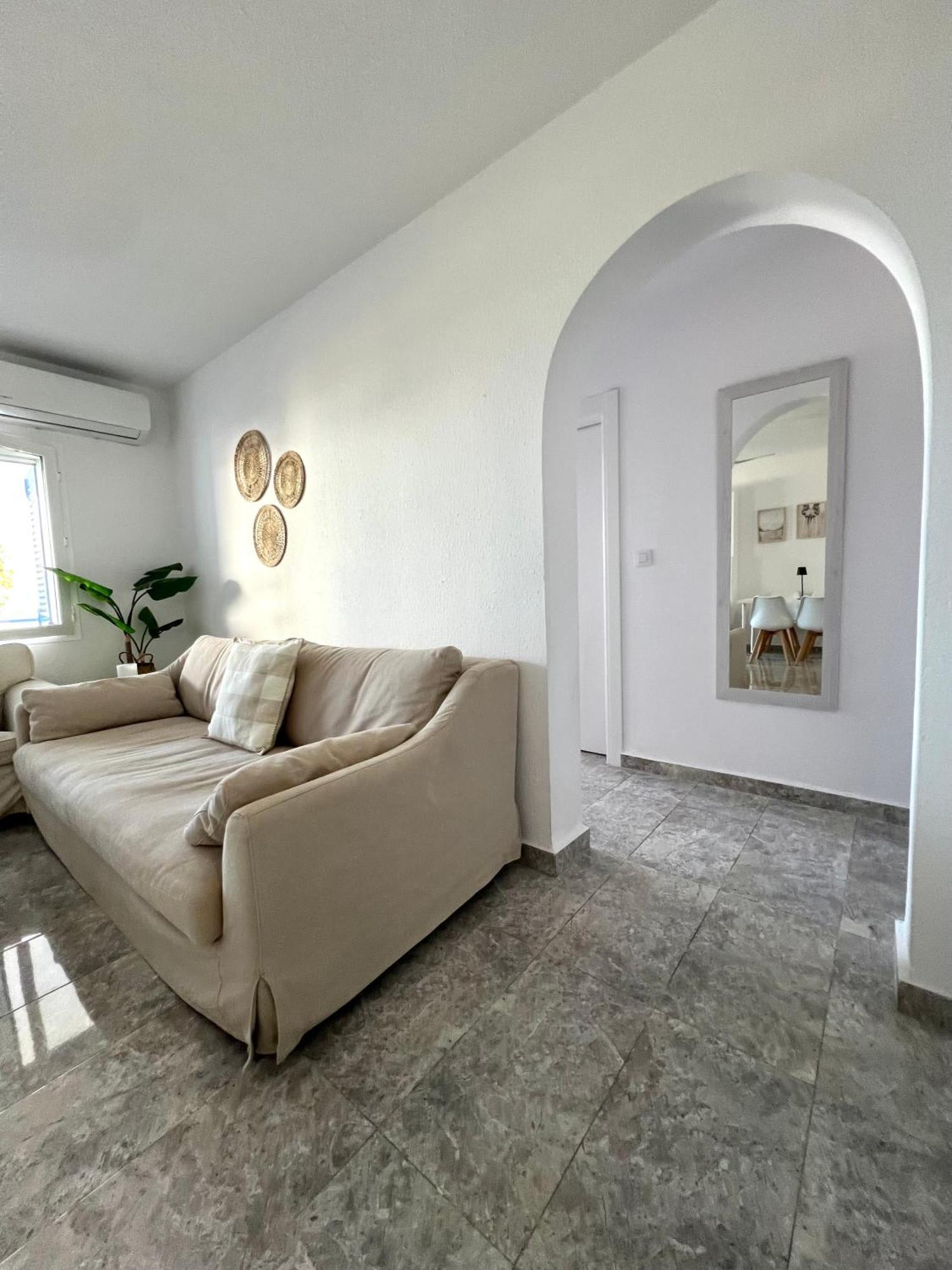 Olas Apartment